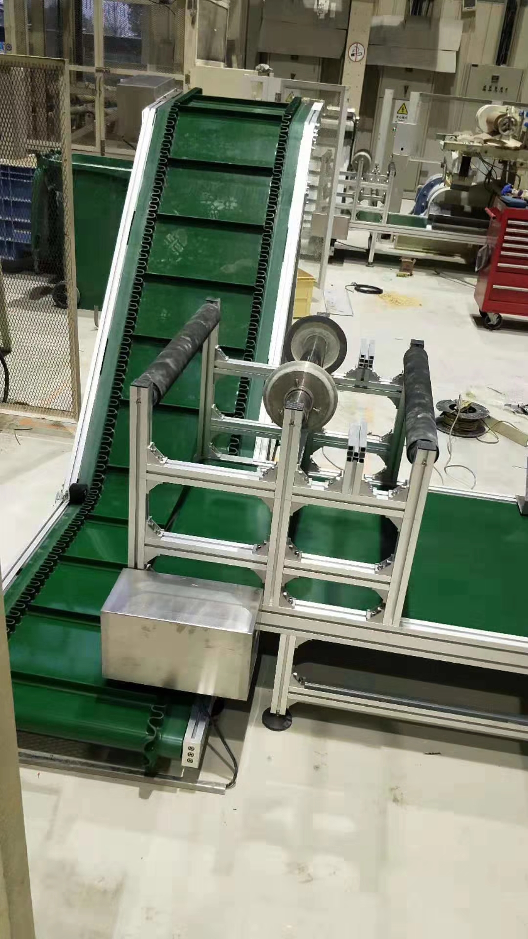 擋板湖南皮帶輸送機(jī).jpg